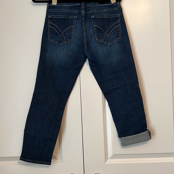 NWOT Rolled crop, low waisted William Rast ladies jeans - Picture 2 of 3